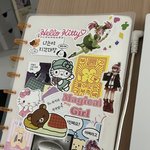 플래너에 스티커 존 <b>덕지</b>덧지 붙임