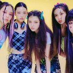 <b>힙합</b> y2k 컨셉으로 컴백한 아이돌