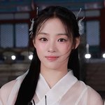 "<b>비수기</b>가 뭐죠?" 라고 얼굴이 말하고 있음