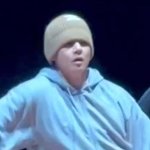 [군대] 난 <b>비니</b>를 이렇게 쓰면 앞이 보이나 했는데