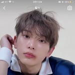 이거 <b>렌즈</b> 뭐냐….