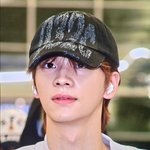 <b>신유</b>는 아무리봐도 콧볼넓은것만 보여