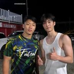 <b>오른쪽분</b> 느낌 참 좋다