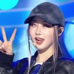 지젤 <b>이런표정</b> 왜하는거야???