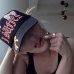 전<b>소미</b> 모자 정보 아는사람