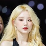 이 여돌 얼굴에는 <b>비수기</b>란 게 없어
