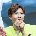 방탄 알엠 홍대 <b>미화</b>당 팬싸인회