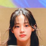 <b>민지</b> 어제 팬싸에서 미쳤네