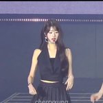 나랑 장원영 둘 중 하나는 사람이 아닌 건 <b>확실</b>함