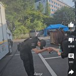 [군대] 태형이 선배님 만나서 <b>인사</b>하는거