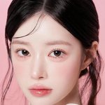 이정도 두께의 애굣살 어울리믄사람 <b>첨봄</b>