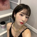 여름은 뭐다? 단발의 <b>계절</b>이다