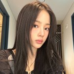 뉴진스X무라카미 다카시 콜라보 캐릭터 (<b>Right</b> Now 뮤비)