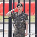 <b>BTS</b> 진 전역 기사사진