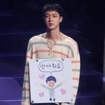 와 방탄 <b>진</b> 이러고 팬들 안아줬대