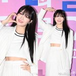 자랑할 만 하네' 정은지, <b>크롭</b> 패션으로 뽐낸 완벽 복근[엑's...