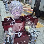 뭐야 방탄 진 구찌 <b>엠버</b>서더 됐나?