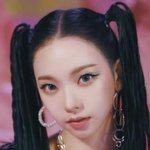 카리나 <b>윈터</b> 데뷔 후 앞트임한게 맞는거야?
