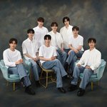 거침없이 하이킥 <b>재질</b>인 남돌 1주년사진ㅋㅋㅋㅋ