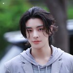 '조각상'이 자꾸 걸어 <b>다님</b>.jpg