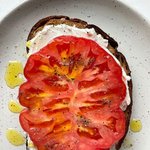 토마토 샌드위치 안 먹어봤으면 말을 <b>말아</b>