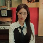 아이들 컴백 트레일러에 김무열 나옴