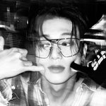 가수만 하기엔 마스크가 너무 <b>귀함</b>