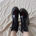 얘들아 신발 좀 봐주라