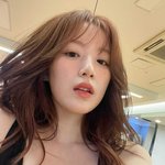 슈화 진짜 개이쁘네..