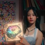 민지 이 사진 너무 이쁨