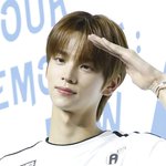 투어스 컴백 미디어 쇼케이스 기사 사진