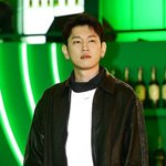  활동 중단 “허리디스크 <b>악화</b>로 수술 후 회복 전념” [공식입장...