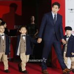 [단독] 송일국, 삼둥이와 '유퀴즈' 출격..유재석 만남 <b>성사</b>