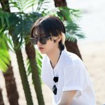 여름 바닷가의 한<b>태산</b>