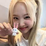 제가 아는 <b>토끼</b> 중에 제일 사람 같으세요