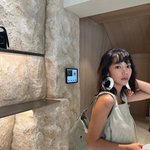 ‘이범수와 이혼 소송’ 이윤진 “<b>오늘밤</b> 막 살 거야” 한국서 근황