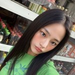 민지 진짜 <b>까리</b>하게 예쁘지 않음?