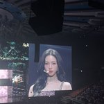 오늘자 에스파 콘 카리나 <b>전광판jpg</b>