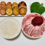 오른쪽 저거 <b>뭔</b>음식이냐