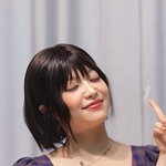 <b>예리</b> 하니 머리했네