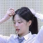 [댓글부탁해] <b>복도</b>에서 마주치고 싶은 언니 1위