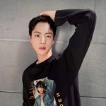 김석진 와꾸 <b>에바적</b>이다