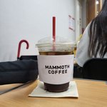 <b>커피</b> 많이 마심