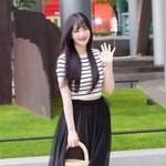 스커트로 완성한 러블리 여름 패션’ (<b>동물</b>농장 출근길) [HD포토]