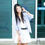 [모두드루와] 오늘자 <b>런던</b>으로 출국하는 김혜윤.jpg