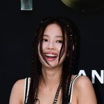 [드루와] 제니 코 피어싱한 <b>기사</b>사진