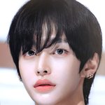 원빈은 <b>입술</b>이 찐임