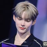 성한빈 염색 미쳤나봐