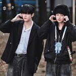 얼굴 <b>천재들</b>끼리 한 그룹에 있어