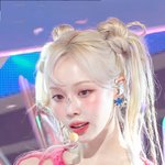 만화 캐릭터 아니고 <b>실존</b> 인물인 거 확실함?